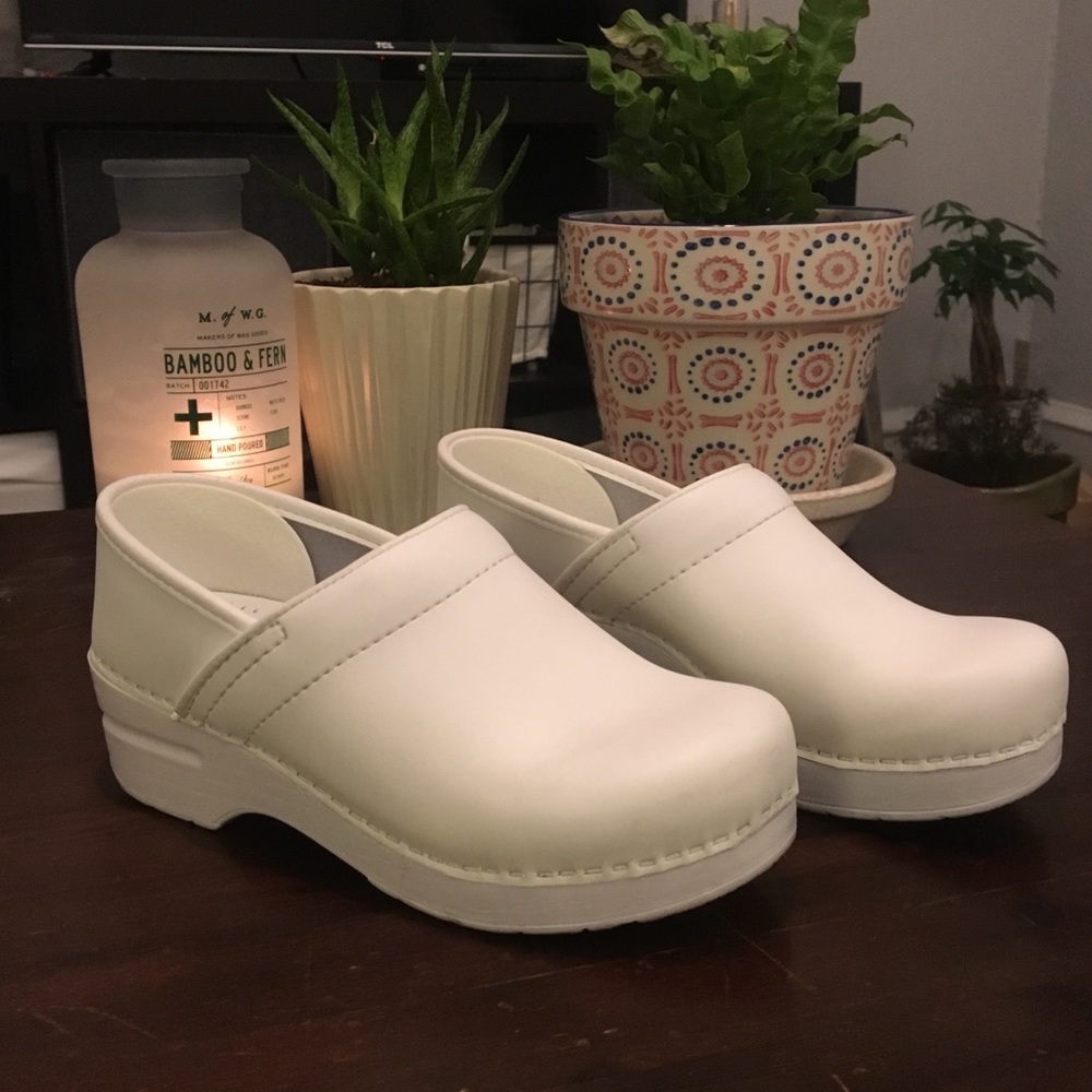 Classic Dansko clog